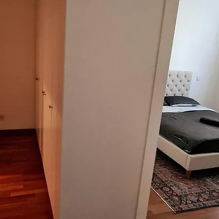 164 M2 Flat With Underground Parking In Lux City *