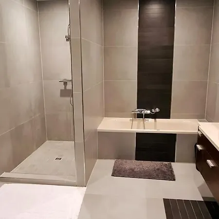 Appartement 164 M2 Flat With Underground Parking In Lux